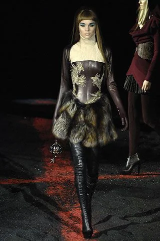 Look 29